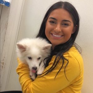 Meet your Posher, Gabriella